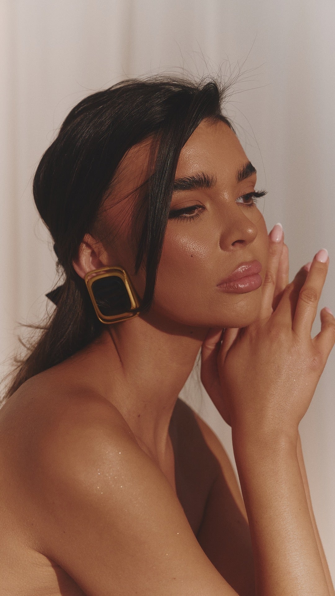DIANA GOLD STATEMENT EARRINGS