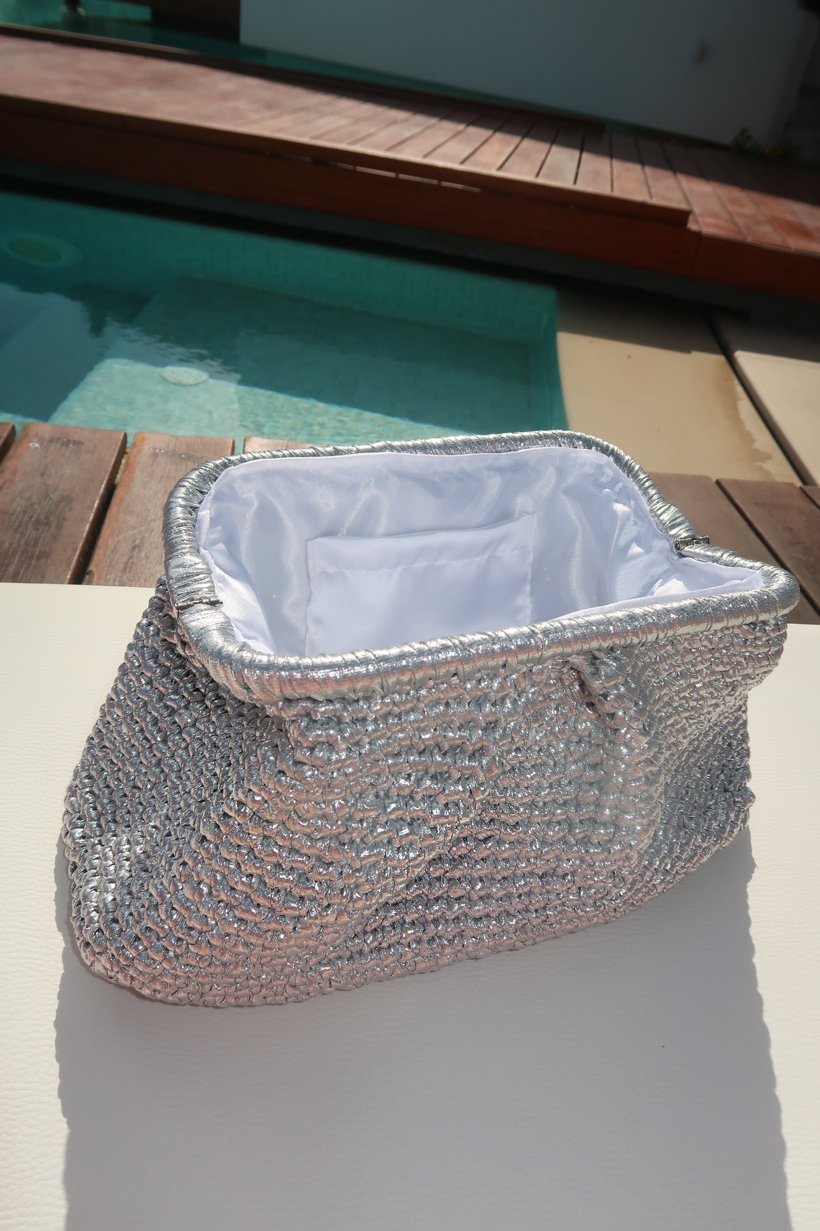 OIA METALLIC CLUTCH - SILVER