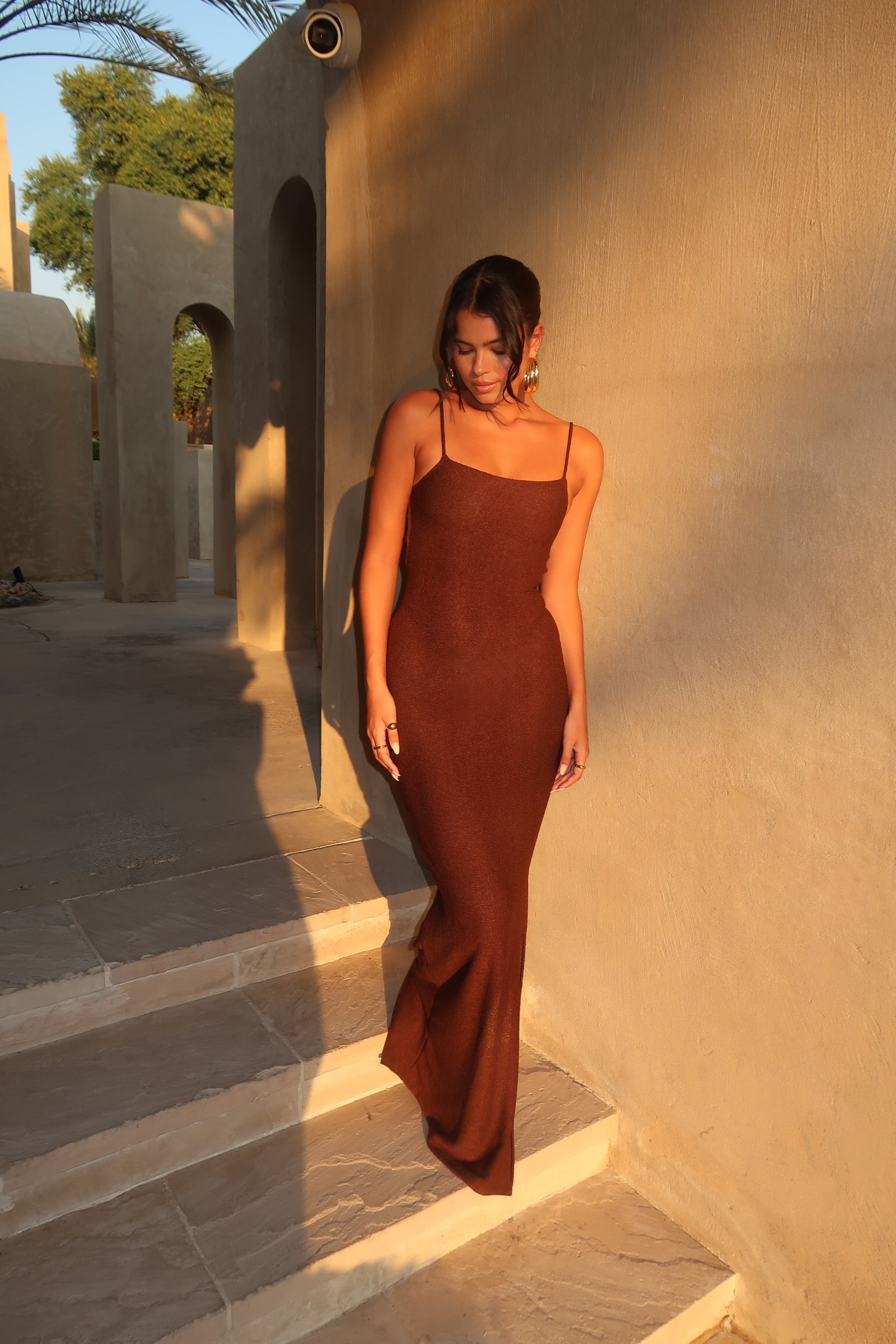 VESTIDO MAXI DE PUNTO SANTORINI - CHOCOLATE