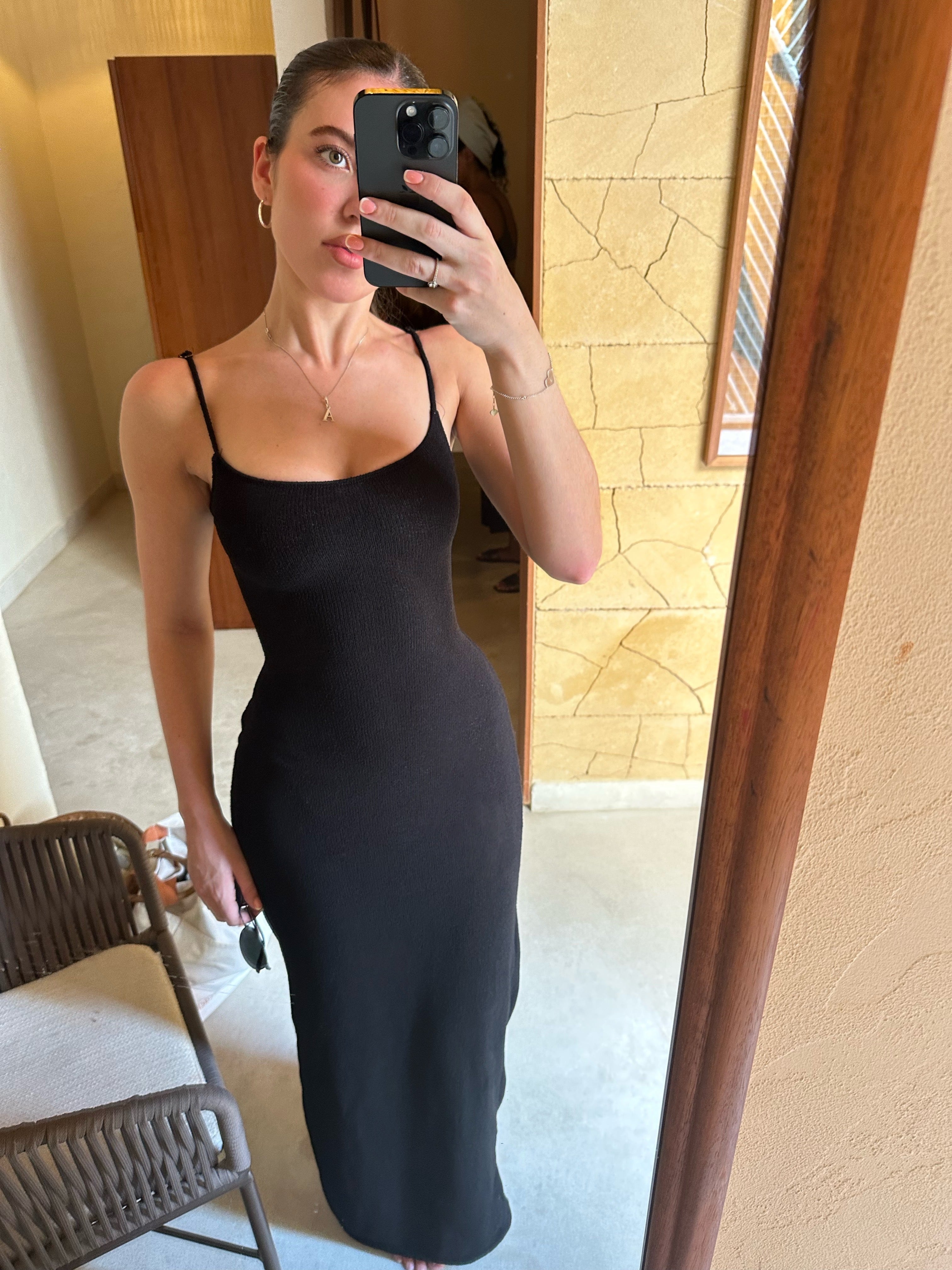 VESTIDO MAXI DE PUNTO SANTORINI - NEGRO