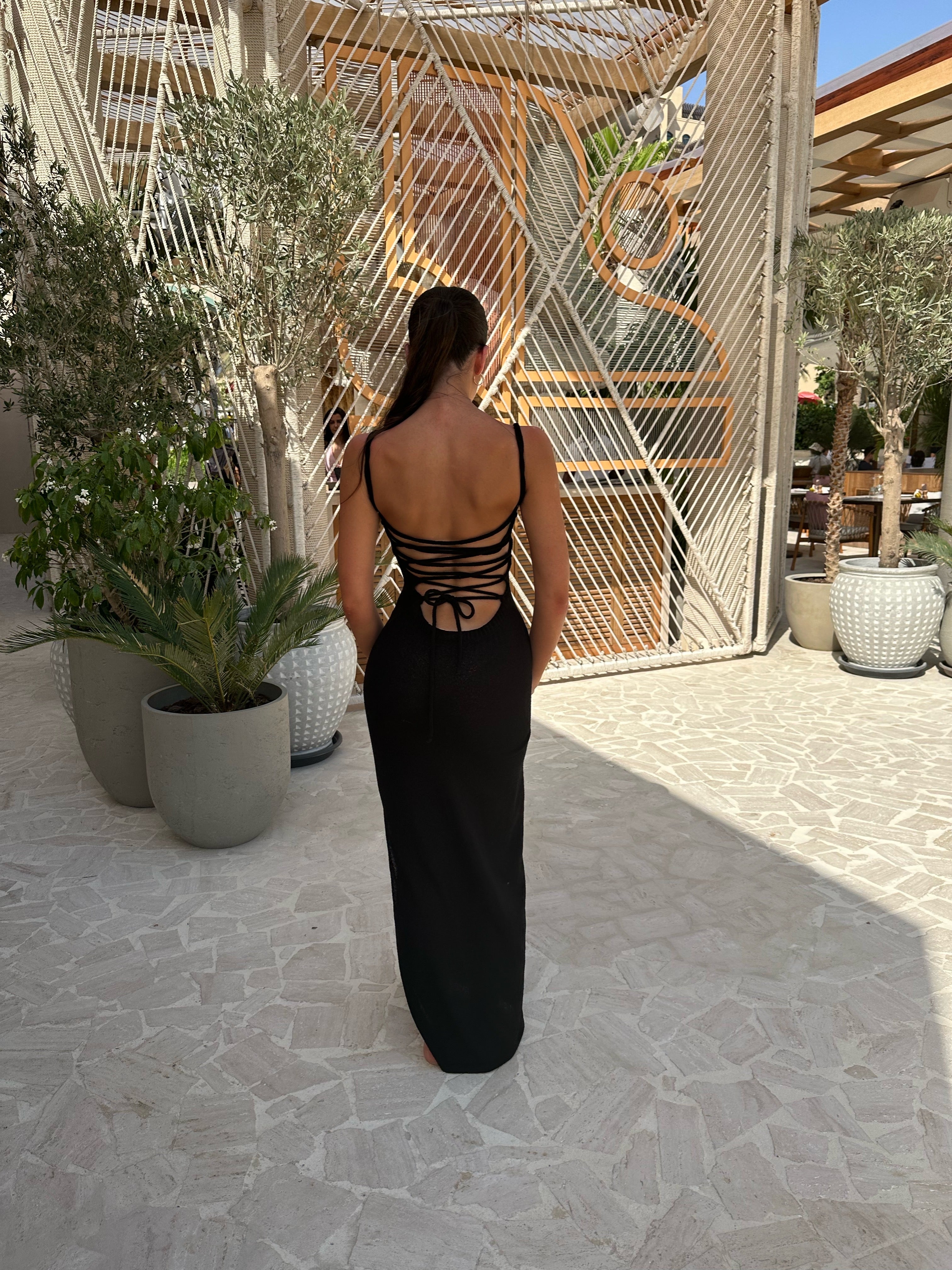 VESTIDO MAXI DE PUNTO SANTORINI - NEGRO